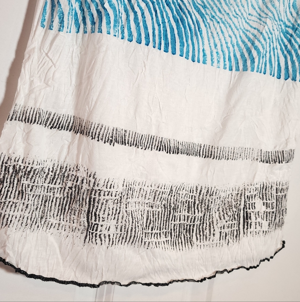 Kisca By Komarov Lightweight White Blue Black Tank Size "1" - Picture 3 of 4
